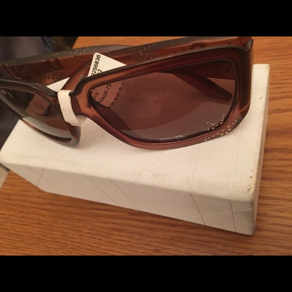 NEW DIOR 💯% authentic SPIDIOR crystal sunglasses - Picture 6 of 8
